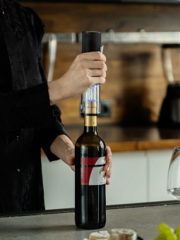 Электрический штопор с ножом для фольги Wine Diesel, черный фото 