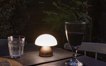 Беспроводная настольная лампа Luming из переработанного пластика RCS, IPX4 фото 