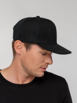 Бейсболка Snapback с прямым козырьком, черная фото 