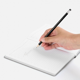 Карандаш простой Triangle с ластиком, черный фото 