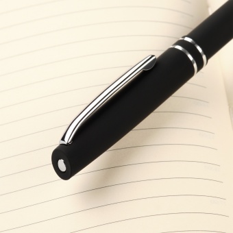 Шариковая ручка Consul, черная фото 