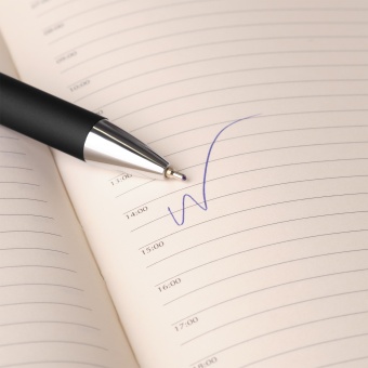 Шариковая ручка Legato, черная фото 