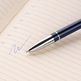 Шариковая ручка Lira, синяя фото 